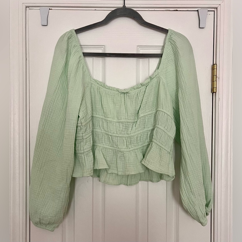Puff-sleeved Blouse